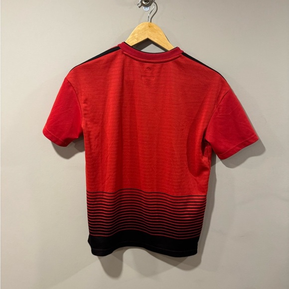 Manchester United Football Soccer Jersey - Picture 2 of 8